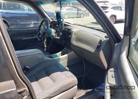 2002 Ford Explorer Sport Trac из США, поврежденный, VIN 1FMZU77E62UD42632